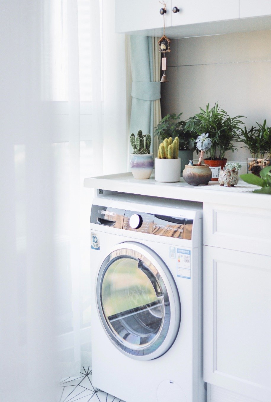 Laundry Hacks That Will Leave Your Clothes Smelling As Fresh As Ever